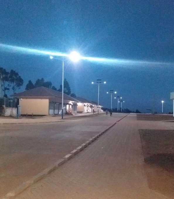甘州区非洲科特迪瓦太阳能路灯工程